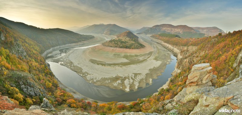 Meanderende rivier in Bulgarije