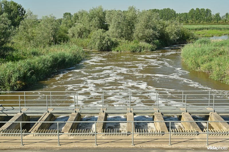 Inwateringssluis aan het Zennegat