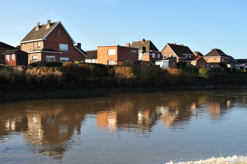 Bebouwing langs de Schelde