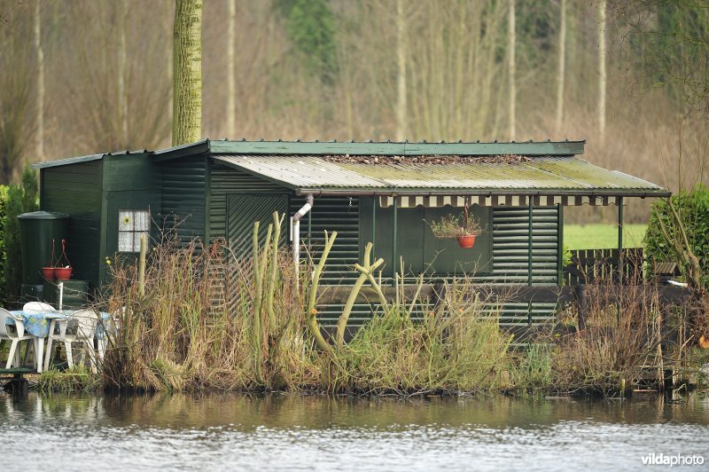 Vakantiehuisjes langs de oude Schelde