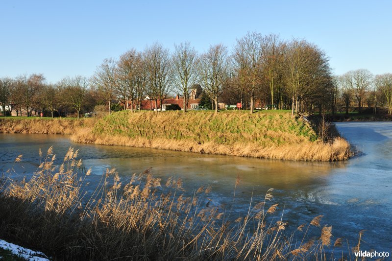 Walgracht rond Fort Lillo