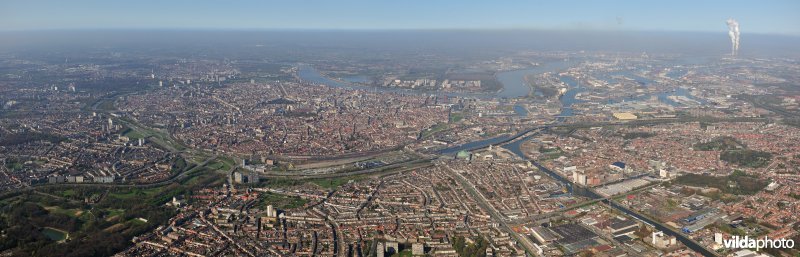 Luchtfoto van Antwerpen stad