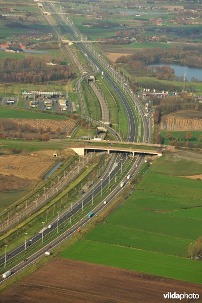 Ecoduct De Munt op de E19 snelweg