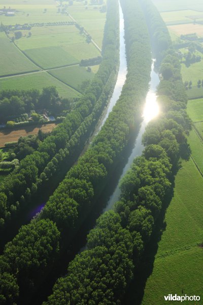 Het Schipdonkkanaal en het Leopoldkanaal