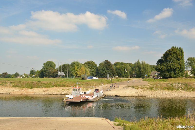 Veerboot Meeswijk-Berg